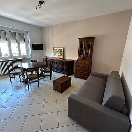 Casa Gino Lägenhet Asti Exteriör bild